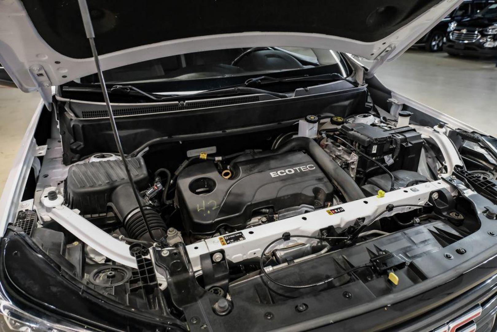 2020 Summit White /Jet Black GMC Terrain SLE (3GKALMEVXLL) with an 1.5L DOHC engine, Automatic transmission, located at 15300 Midway Rd., Addison, TX, 75001, (972) 702-0011, 32.958321, -96.838074 - Photo#51