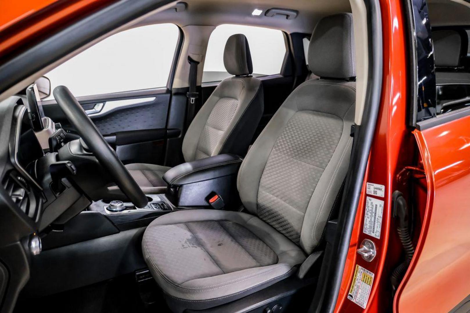 2020 Orange Metallic /Dark Earth Gray Ford Escape SE (1FMCU0G62LU) with an 1.5L EcoBoost engine, Automatic transmission, located at 15300 Midway Rd., Addison, TX, 75001, (972) 702-0011, 32.958321, -96.838074 - Photo#28