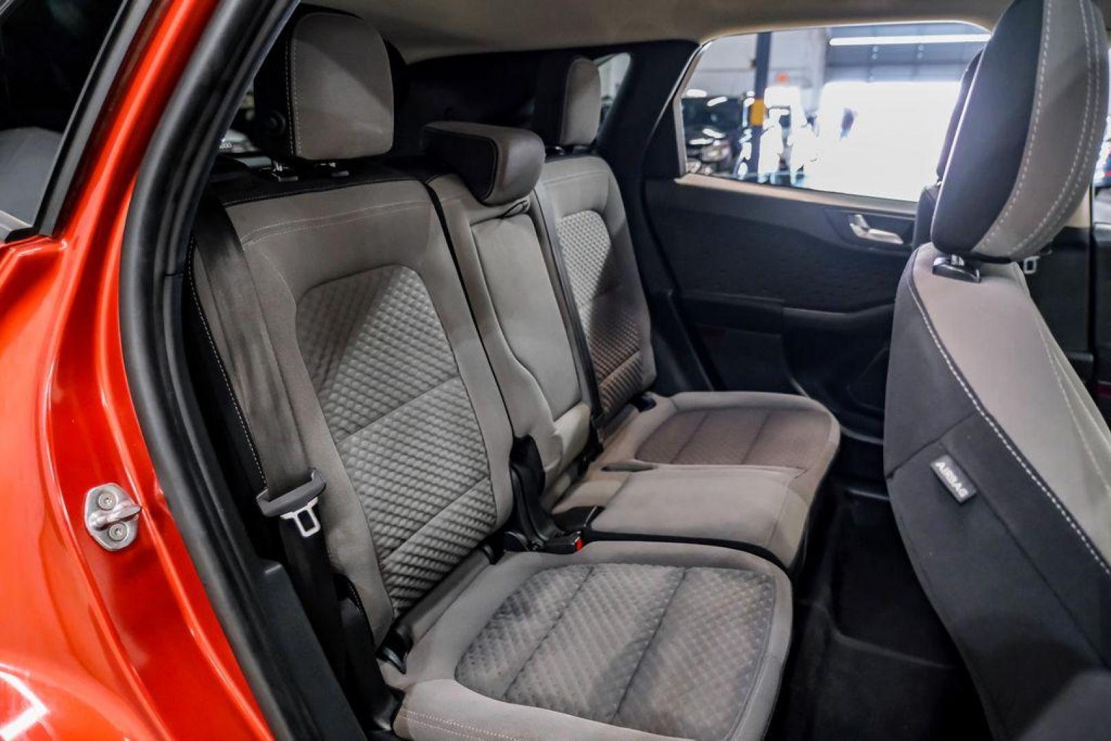 2020 Orange Metallic /Dark Earth Gray Ford Escape SE (1FMCU0G62LU) with an 1.5L EcoBoost engine, Automatic transmission, located at 15300 Midway Rd., Addison, TX, 75001, (972) 702-0011, 32.958321, -96.838074 - Photo#32