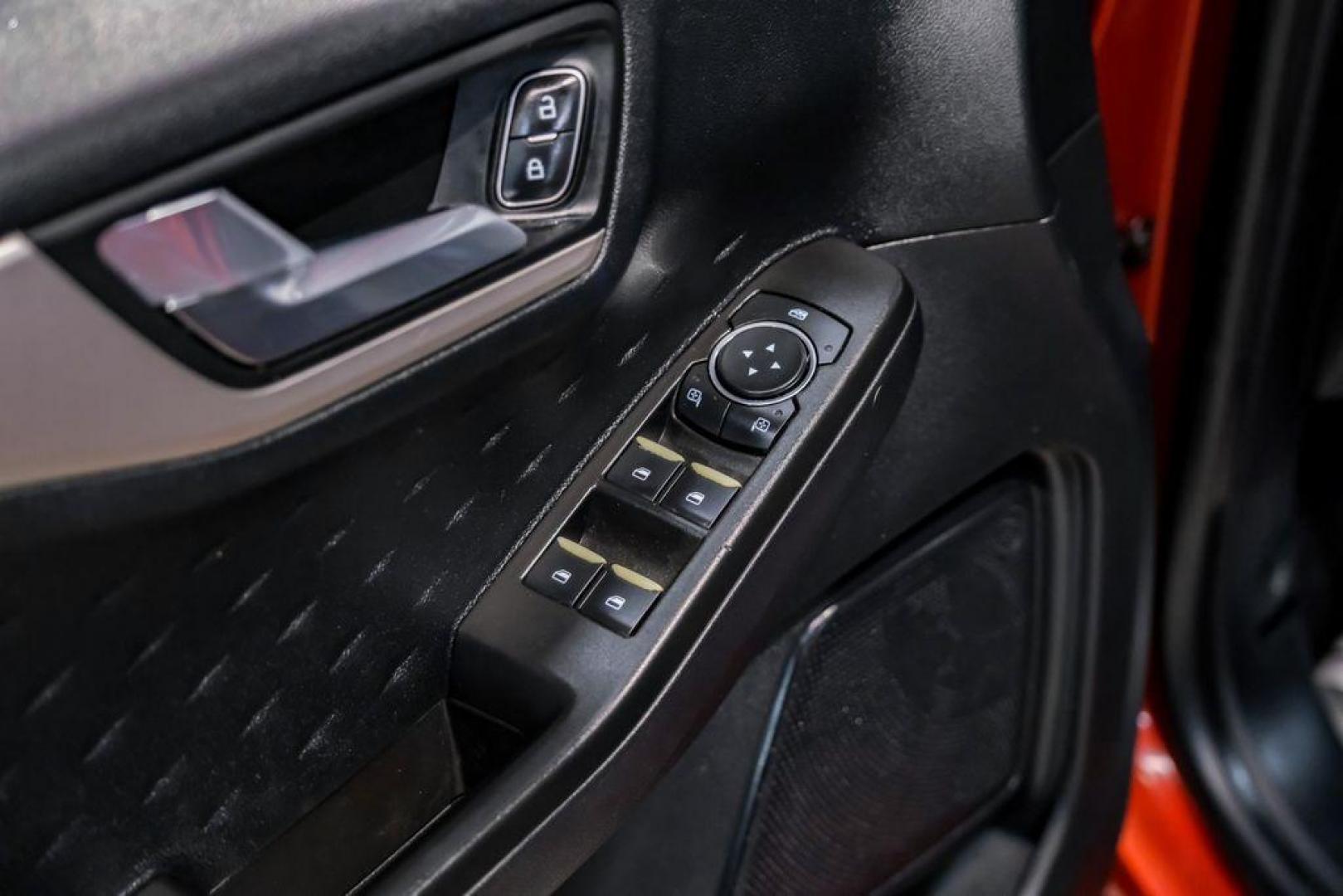 2020 Orange Metallic /Dark Earth Gray Ford Escape SE (1FMCU0G62LU) with an 1.5L EcoBoost engine, Automatic transmission, located at 15300 Midway Rd., Addison, TX, 75001, (972) 702-0011, 32.958321, -96.838074 - Photo#39