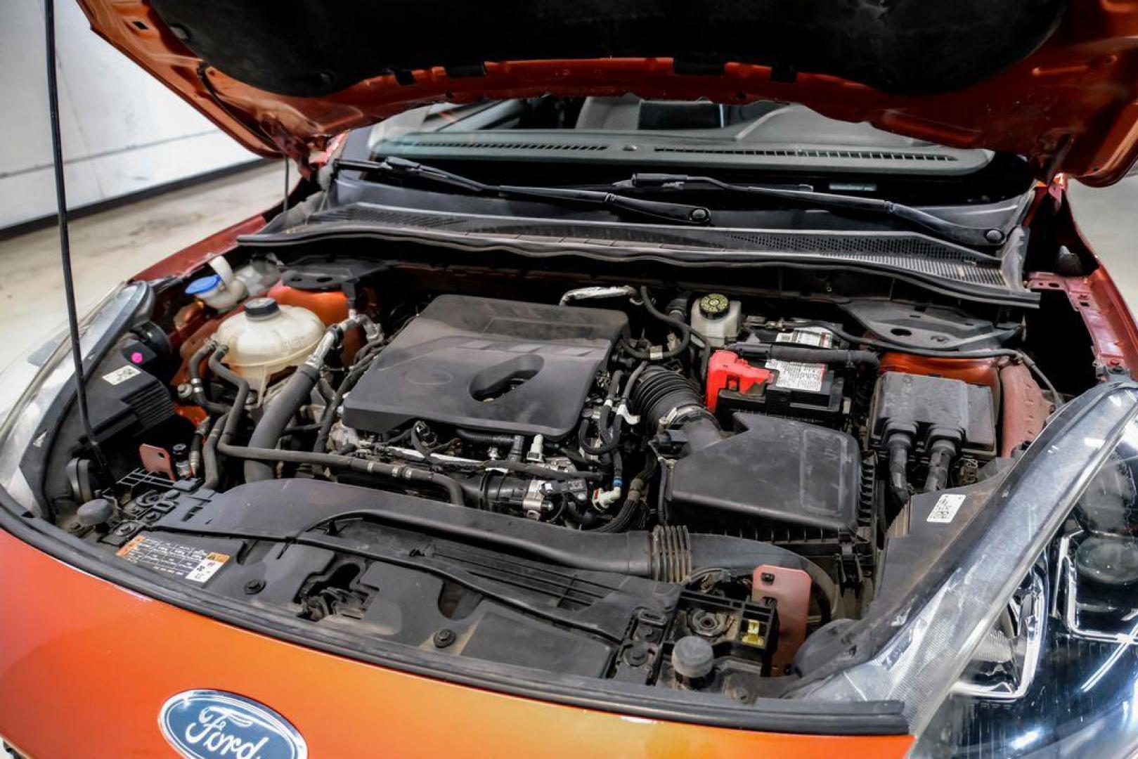 2020 Orange Metallic /Dark Earth Gray Ford Escape SE (1FMCU0G62LU) with an 1.5L EcoBoost engine, Automatic transmission, located at 15300 Midway Rd., Addison, TX, 75001, (972) 702-0011, 32.958321, -96.838074 - Photo#45