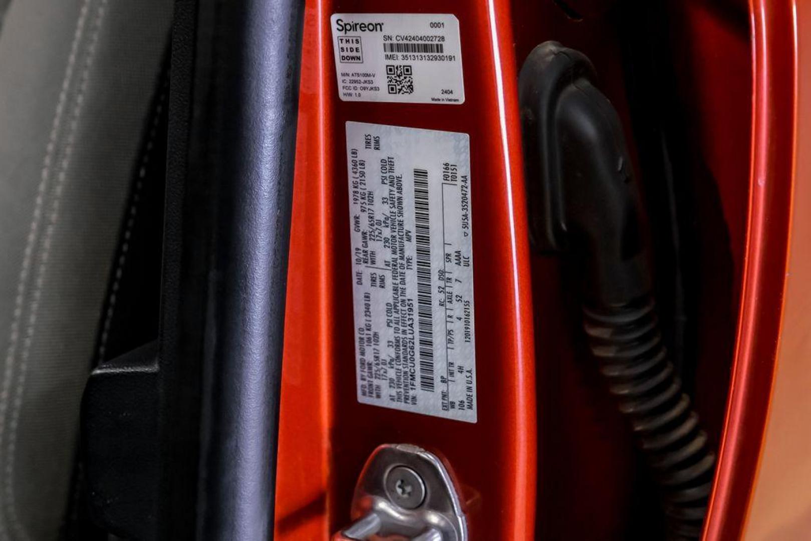 2020 Orange Metallic /Dark Earth Gray Ford Escape SE (1FMCU0G62LU) with an 1.5L EcoBoost engine, Automatic transmission, located at 15300 Midway Rd., Addison, TX, 75001, (972) 702-0011, 32.958321, -96.838074 - Photo#55