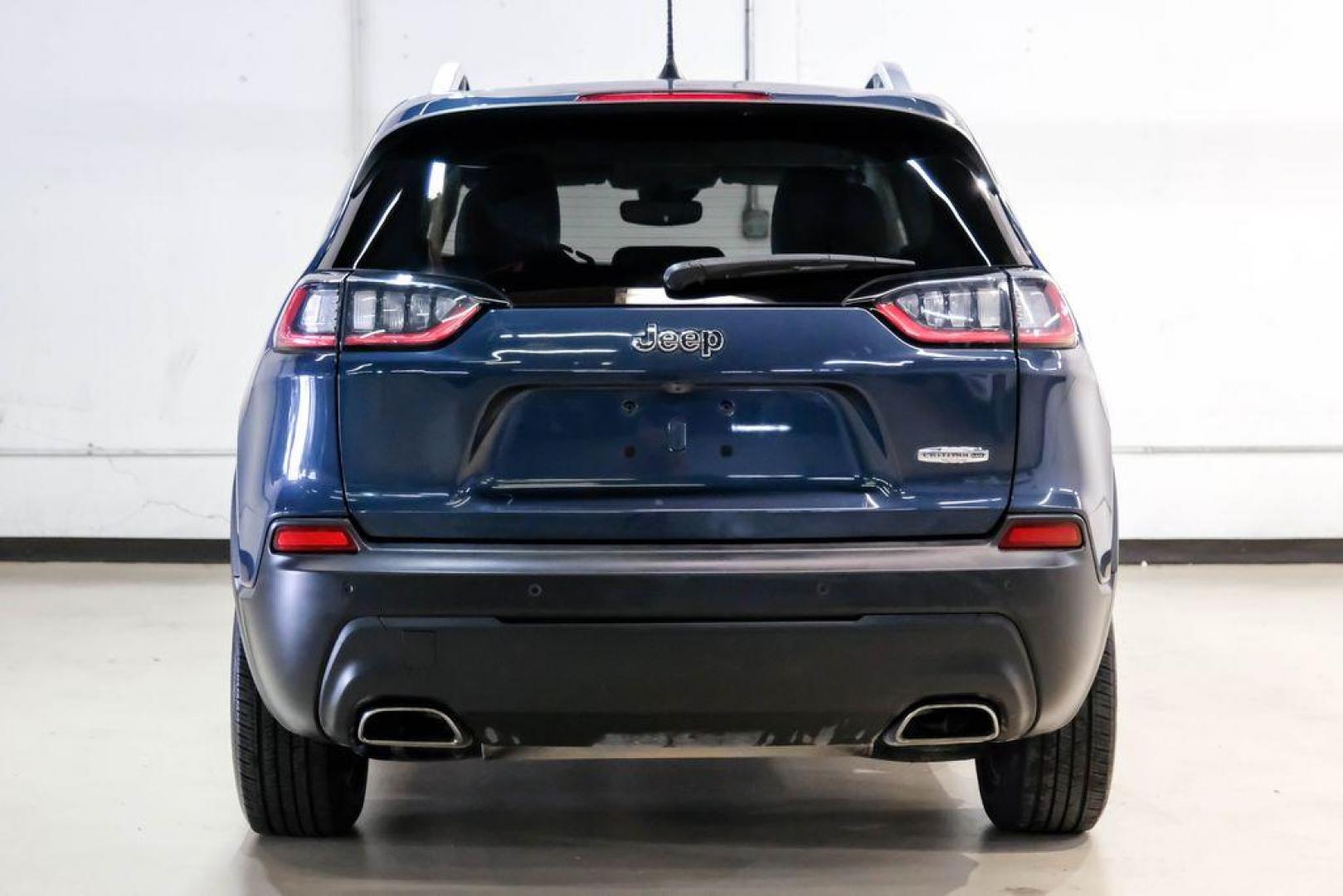 2021 Slate Blue Pearlcoat /Ski Gray/Black Jeep Cherokee Latitude Lux (1C4PJLMX8MD) with an 3.2L V6 engine, Automatic transmission, located at 15300 Midway Rd., Addison, TX, 75001, (972) 702-0011, 32.958321, -96.838074 - Photo#8