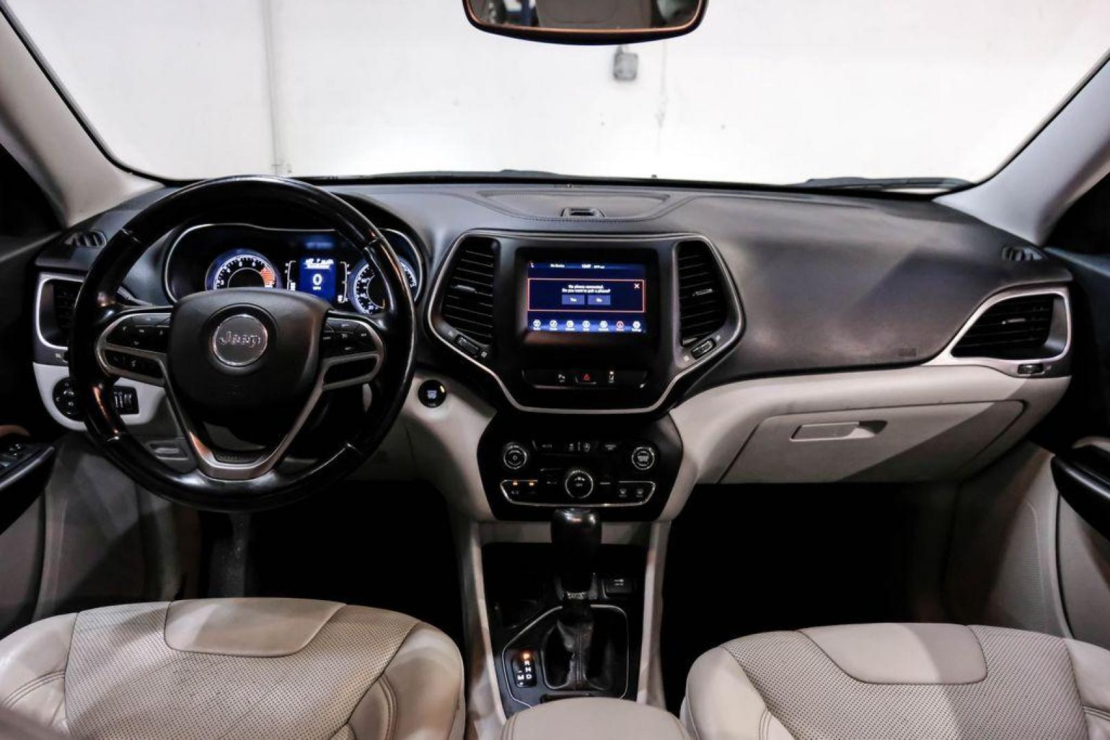 2021 Slate Blue Pearlcoat /Ski Gray/Black Jeep Cherokee Latitude Lux (1C4PJLMX8MD) with an 3.2L V6 engine, Automatic transmission, located at 15300 Midway Rd., Addison, TX, 75001, (972) 702-0011, 32.958321, -96.838074 - Photo#15