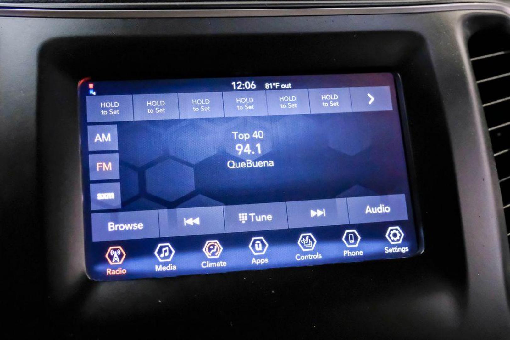 2021 Slate Blue Pearlcoat /Ski Gray/Black Jeep Cherokee Latitude Lux (1C4PJLMX8MD) with an 3.2L V6 engine, Automatic transmission, located at 15300 Midway Rd., Addison, TX, 75001, (972) 702-0011, 32.958321, -96.838074 - Photo#26