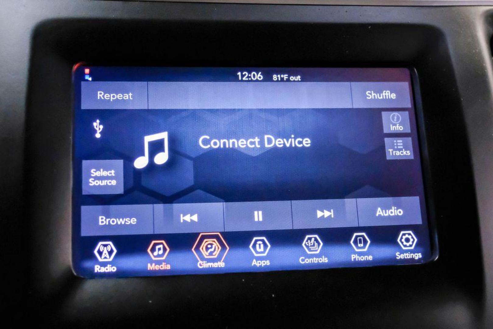 2021 Slate Blue Pearlcoat /Ski Gray/Black Jeep Cherokee Latitude Lux (1C4PJLMX8MD) with an 3.2L V6 engine, Automatic transmission, located at 15300 Midway Rd., Addison, TX, 75001, (972) 702-0011, 32.958321, -96.838074 - Photo#28