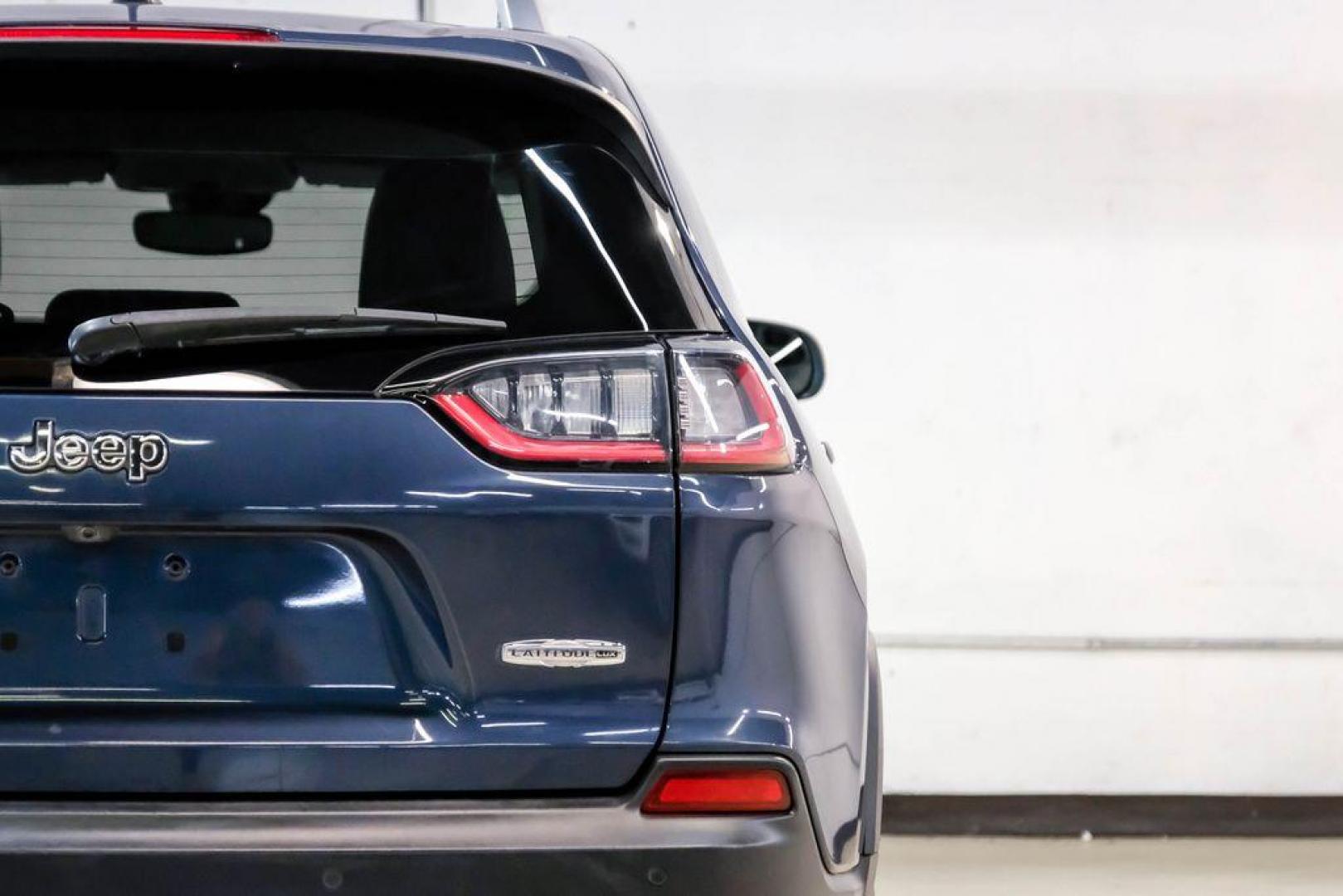 2021 Slate Blue Pearlcoat /Ski Gray/Black Jeep Cherokee Latitude Lux (1C4PJLMX8MD) with an 3.2L V6 engine, Automatic transmission, located at 15300 Midway Rd., Addison, TX, 75001, (972) 702-0011, 32.958321, -96.838074 - Photo#53