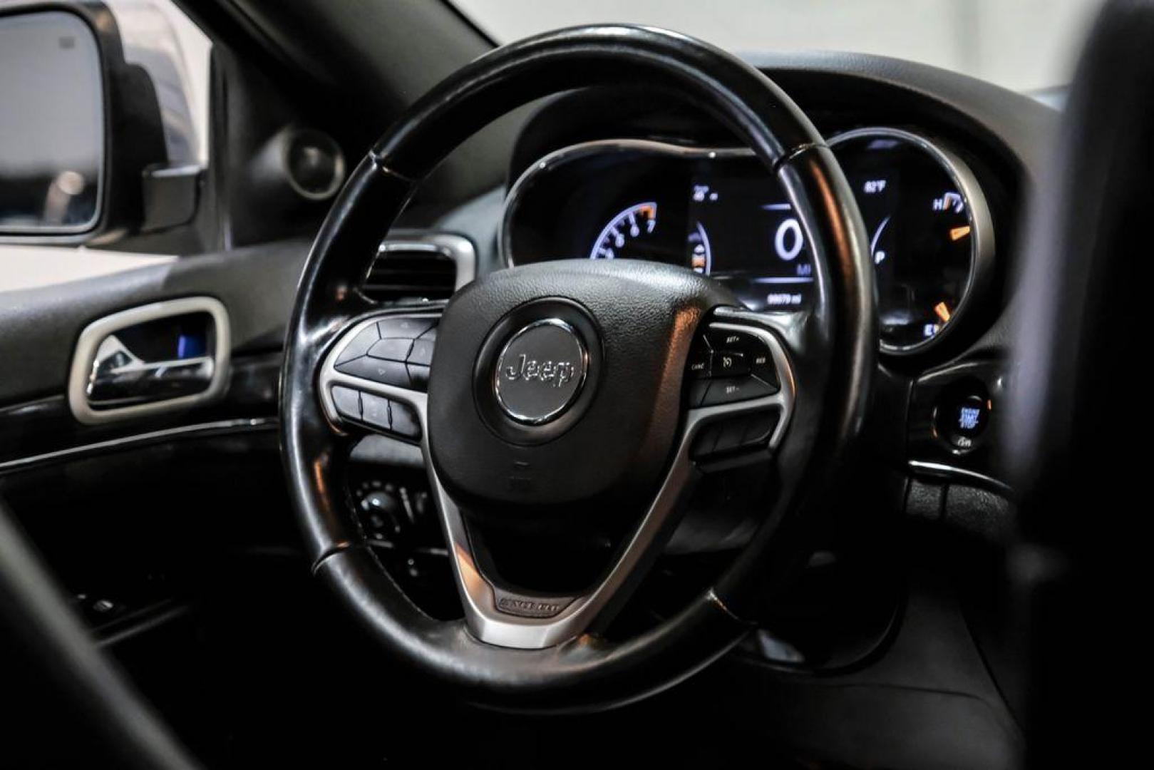 2021 Billet Silver Metallic Clearcoat /Black Jeep Grand Cherokee Limited (1C4RJFBG4MC) with an 3.6L V6 24V VVT engine, Automatic transmission, located at 15300 Midway Rd., Addison, TX, 75001, (972) 702-0011, 32.958321, -96.838074 - Photo#16