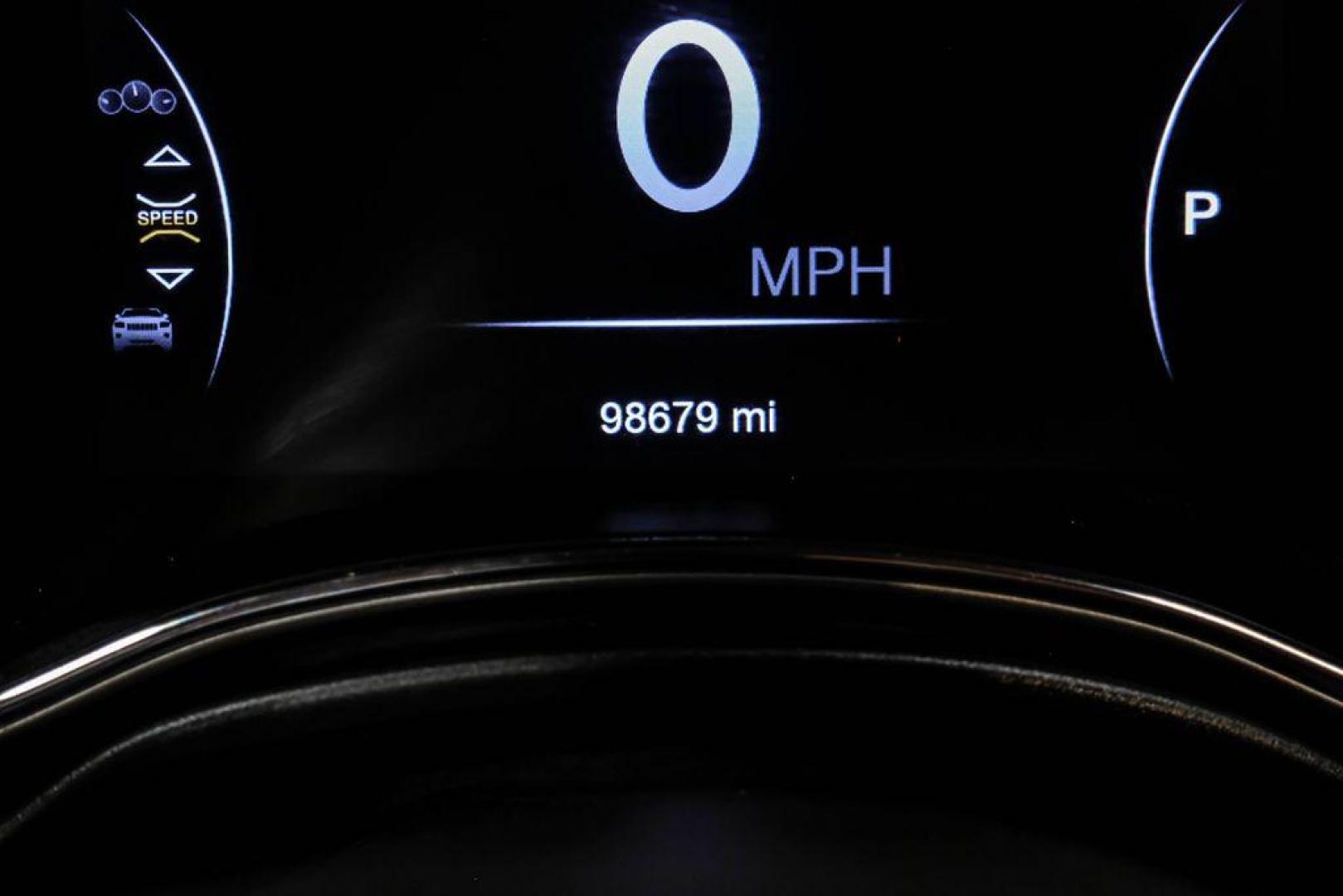 2021 Billet Silver Metallic Clearcoat /Black Jeep Grand Cherokee Limited (1C4RJFBG4MC) with an 3.6L V6 24V VVT engine, Automatic transmission, located at 15300 Midway Rd., Addison, TX, 75001, (972) 702-0011, 32.958321, -96.838074 - Photo#21