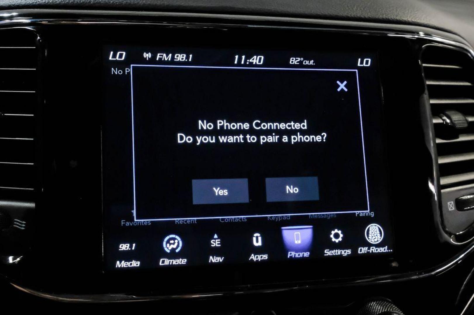 2021 Billet Silver Metallic Clearcoat /Black Jeep Grand Cherokee Limited (1C4RJFBG4MC) with an 3.6L V6 24V VVT engine, Automatic transmission, located at 15300 Midway Rd., Addison, TX, 75001, (972) 702-0011, 32.958321, -96.838074 - Photo#32