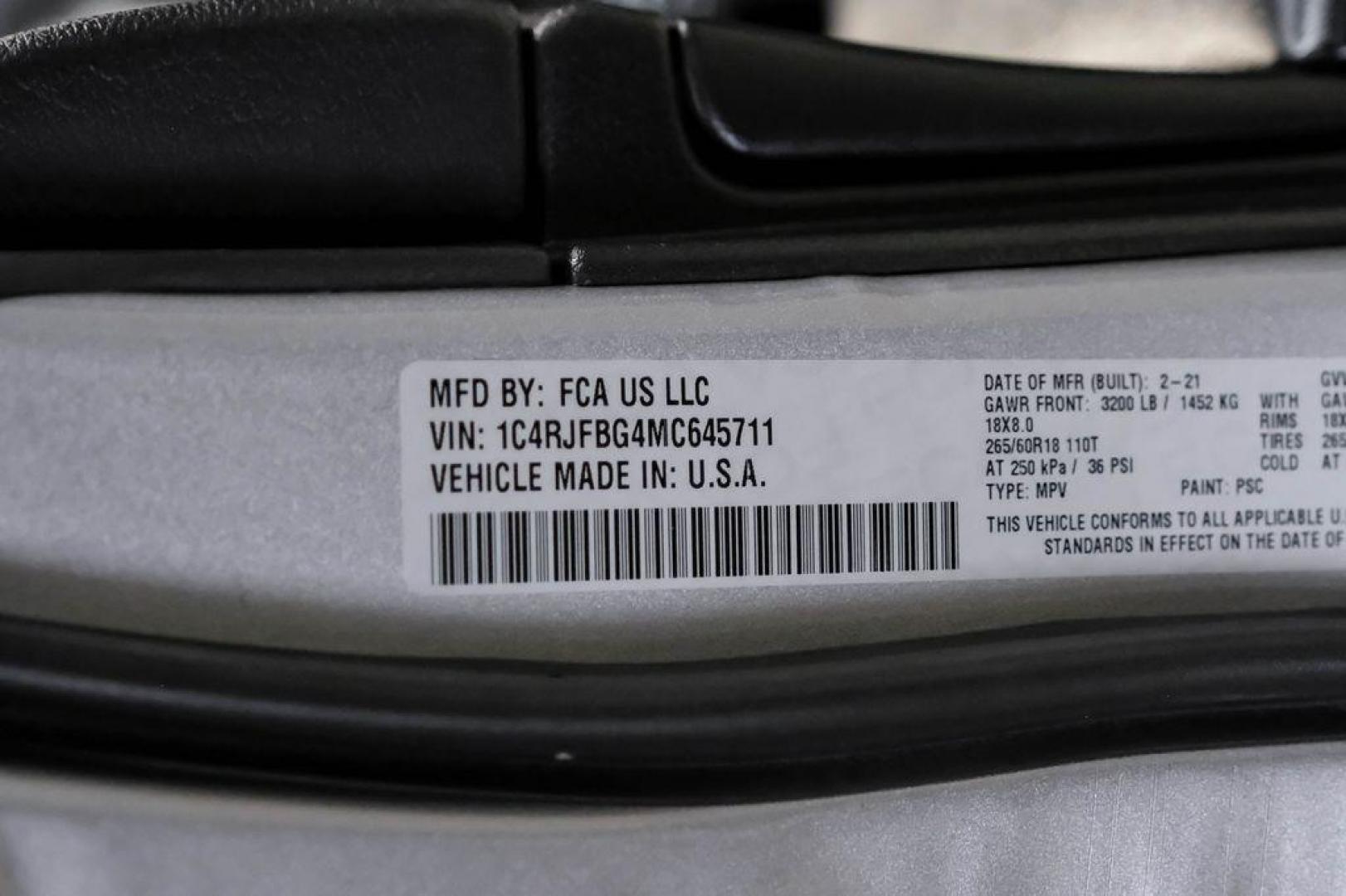 2021 Billet Silver Metallic Clearcoat /Black Jeep Grand Cherokee Limited (1C4RJFBG4MC) with an 3.6L V6 24V VVT engine, Automatic transmission, located at 15300 Midway Rd., Addison, TX, 75001, (972) 702-0011, 32.958321, -96.838074 - Photo#65