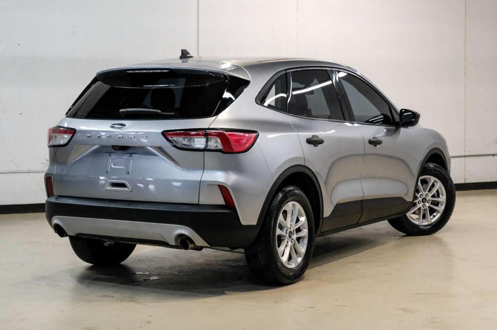 2021 Silver /Ebony Ford Escape S (1FMCU0F66MU) with an 1.5L EcoBoost engine, Automatic transmission, located at 15300 Midway Rd., Addison, TX, 75001, (972) 702-0011, 32.958321, -96.838074 - Photo#9
