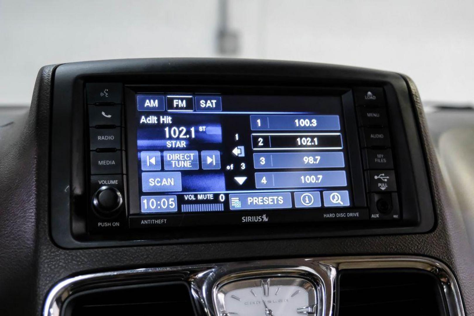 2016 Sandstone /Beige Chrysler Town and Country Touring-L (2C4RC1CG5GR) with an 3.6L V6 Flex Fuel 24V VVT engine, Automatic transmission, located at 15300 Midway Rd., Addison, TX, 75001, (972) 702-0011, 32.958321, -96.838074 - Photo#23