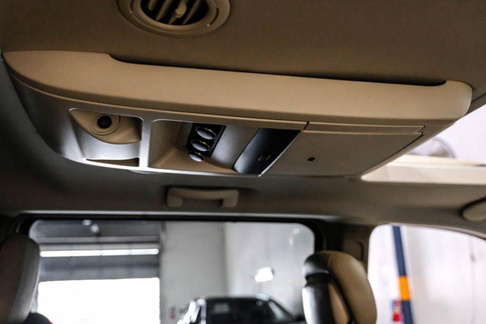 2016 Sandstone /Beige Chrysler Town and Country Touring-L (2C4RC1CG5GR) with an 3.6L V6 Flex Fuel 24V VVT engine, Automatic transmission, located at 15300 Midway Rd., Addison, TX, 75001, (972) 702-0011, 32.958321, -96.838074 - Photo#34