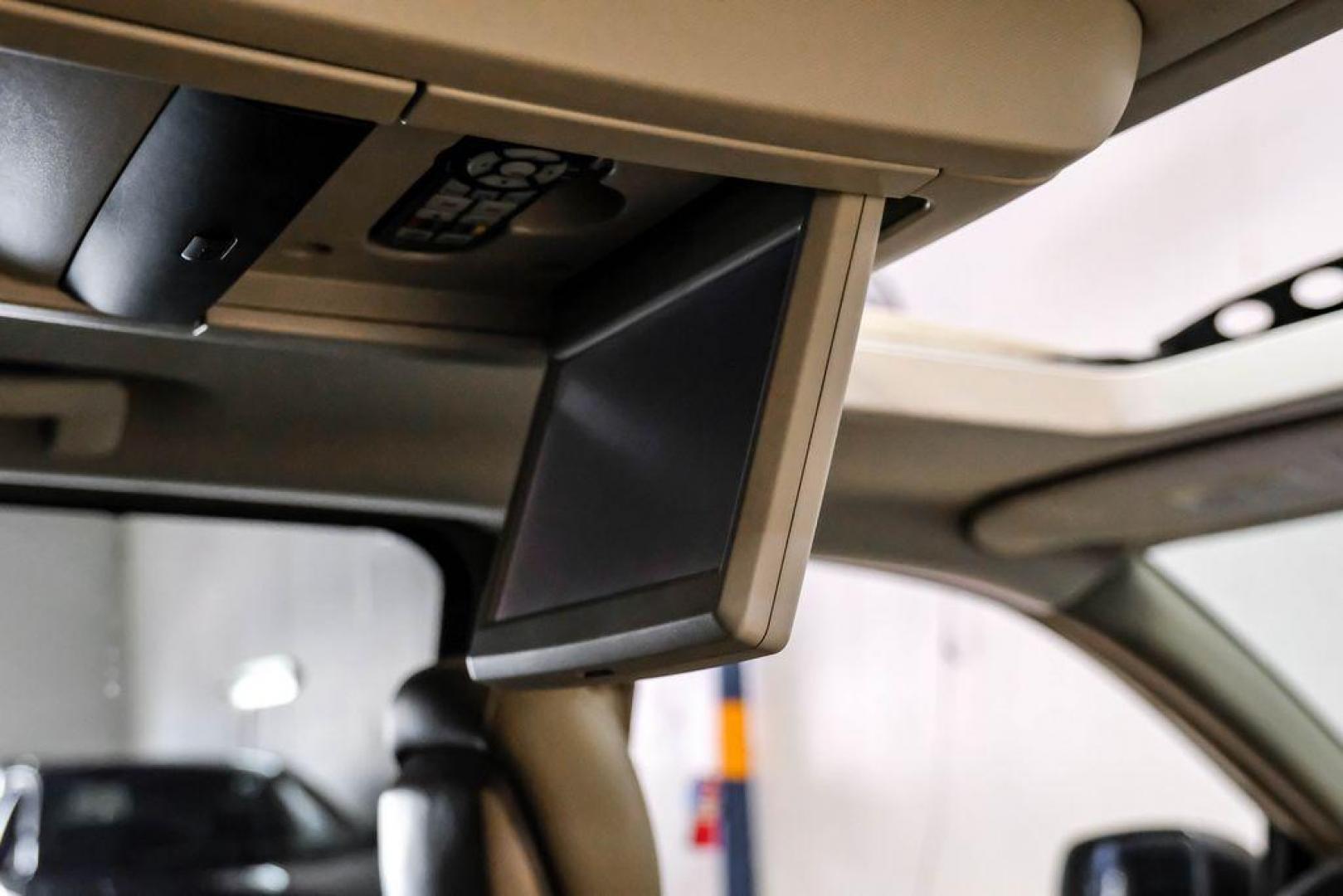 2016 Sandstone /Beige Chrysler Town and Country Touring-L (2C4RC1CG5GR) with an 3.6L V6 Flex Fuel 24V VVT engine, Automatic transmission, located at 15300 Midway Rd., Addison, TX, 75001, (972) 702-0011, 32.958321, -96.838074 - Photo#35