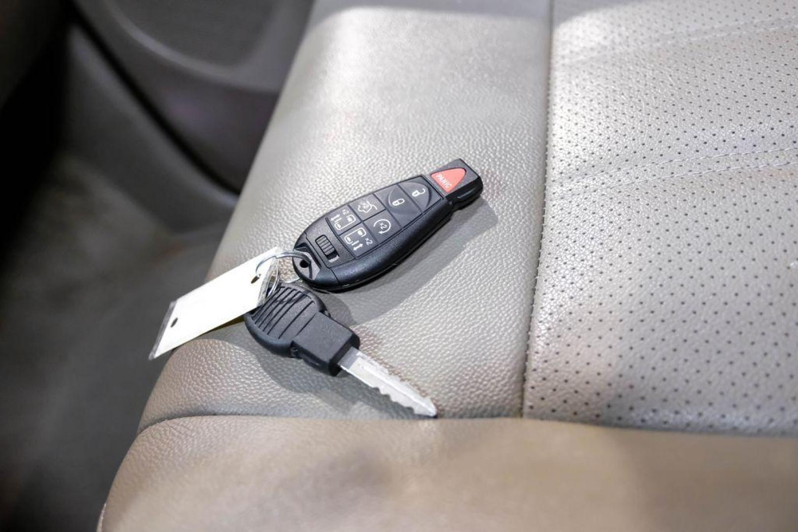 2016 Sandstone /Beige Chrysler Town and Country Touring-L (2C4RC1CG5GR) with an 3.6L V6 Flex Fuel 24V VVT engine, Automatic transmission, located at 15300 Midway Rd., Addison, TX, 75001, (972) 702-0011, 32.958321, -96.838074 - Photo#59