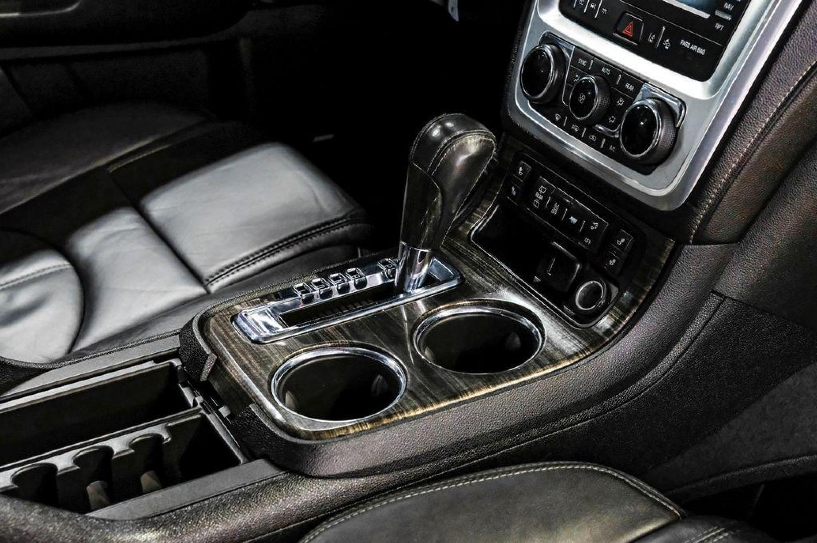 2017 Crimson Red /Ebony GMC Acadia Limited Limited (1GKKVSKD5HJ) with an 3.6L V6 SIDI engine, Automatic transmission, located at 15300 Midway Rd., Addison, TX, 75001, (972) 702-0011, 32.958321, -96.838074 - Photo#30