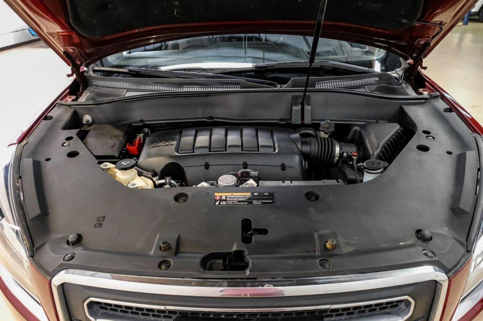 2017 Crimson Red /Ebony GMC Acadia Limited Limited (1GKKVSKD5HJ) with an 3.6L V6 SIDI engine, Automatic transmission, located at 15300 Midway Rd., Addison, TX, 75001, (972) 702-0011, 32.958321, -96.838074 - Photo#58