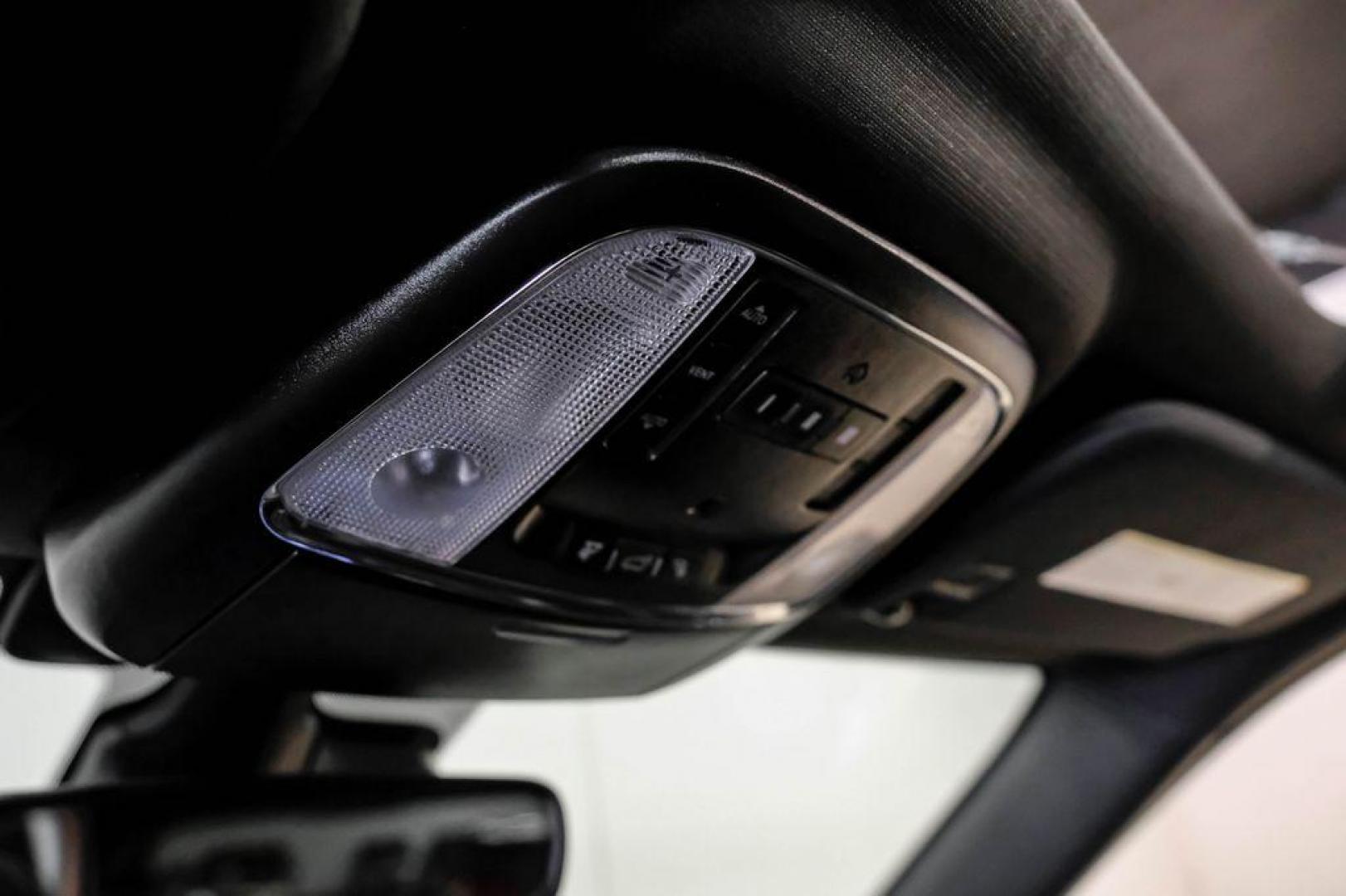 2019 Granite Crystal Metallic Clearcoat /Black Jeep Grand Cherokee Trailhawk (1C4RJFLT3KC) with an 5.7L V8 HEMI engine, Automatic transmission, located at 15300 Midway Rd., Addison, TX, 75001, (972) 702-0011, 32.958321, -96.838074 - Photo#24