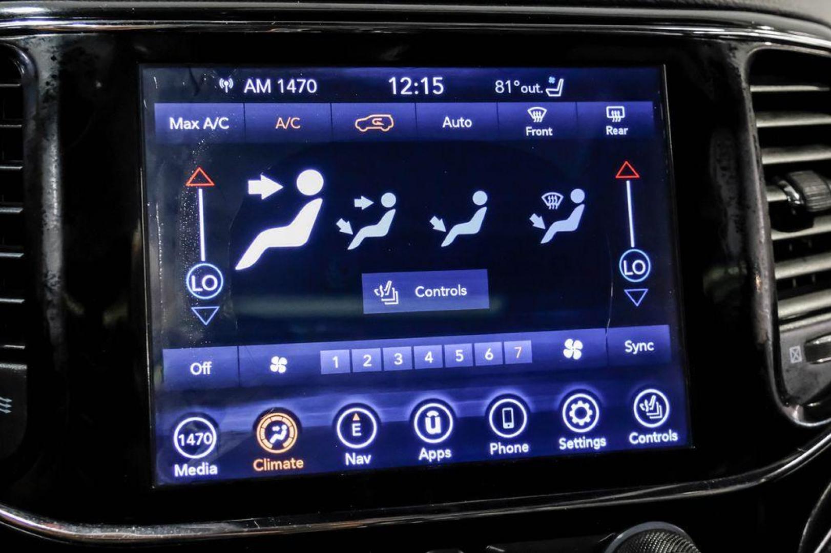 2019 Granite Crystal Metallic Clearcoat /Black Jeep Grand Cherokee Trailhawk (1C4RJFLT3KC) with an 5.7L V8 HEMI engine, Automatic transmission, located at 15300 Midway Rd., Addison, TX, 75001, (972) 702-0011, 32.958321, -96.838074 - Photo#29