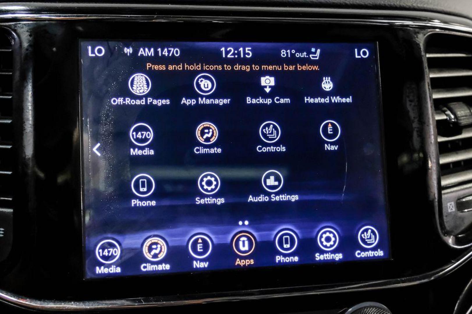 2019 Granite Crystal Metallic Clearcoat /Black Jeep Grand Cherokee Trailhawk (1C4RJFLT3KC) with an 5.7L V8 HEMI engine, Automatic transmission, located at 15300 Midway Rd., Addison, TX, 75001, (972) 702-0011, 32.958321, -96.838074 - Photo#32