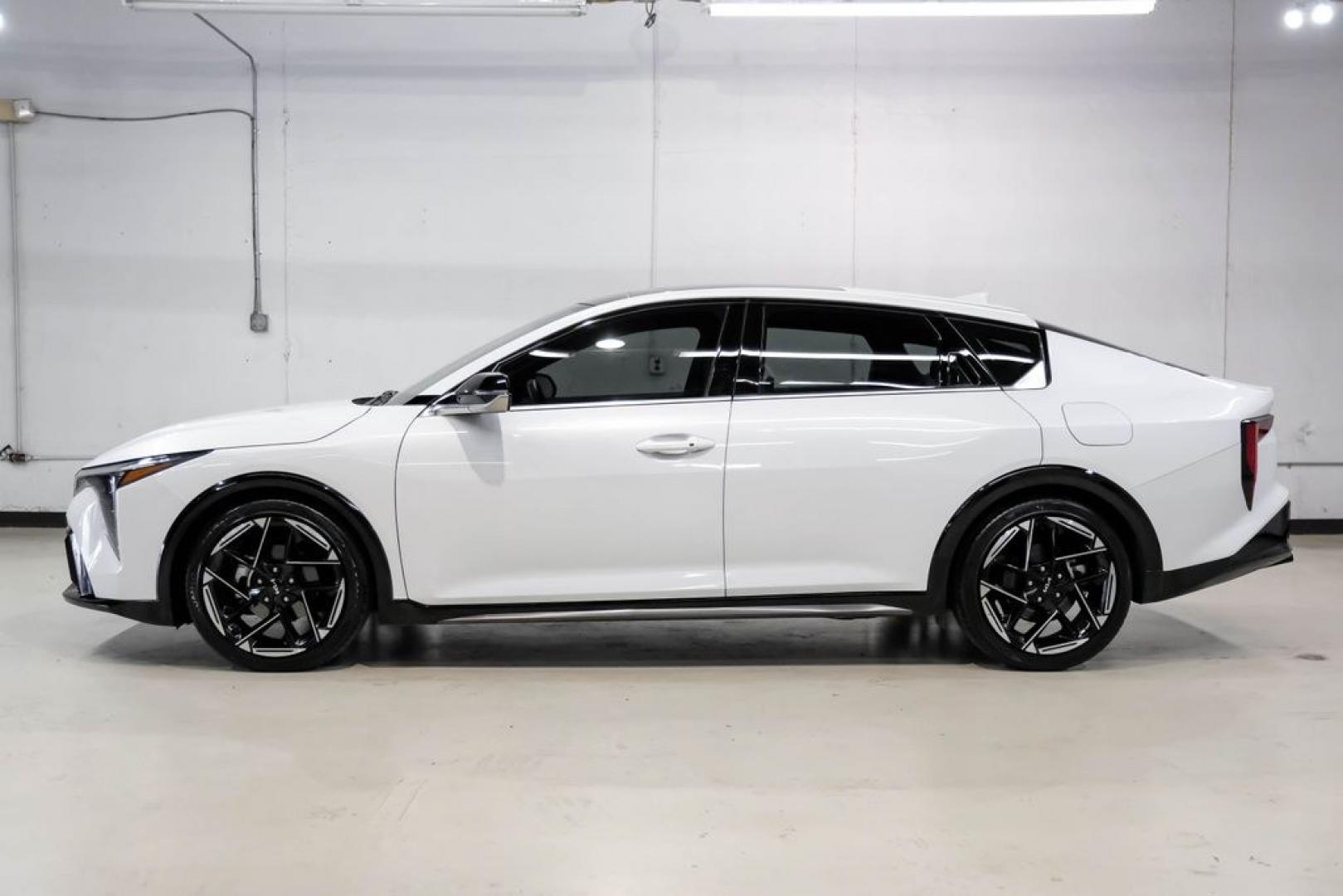 2025 Snow White Pearl /RED Kia K4 GT-Line (3KPFW4DE6SE) with an 2.0L I4 MPI engine, CVT transmission, located at 15300 Midway Rd., Addison, TX, 75001, (972) 702-0011, 32.958321, -96.838074 - Photo#11