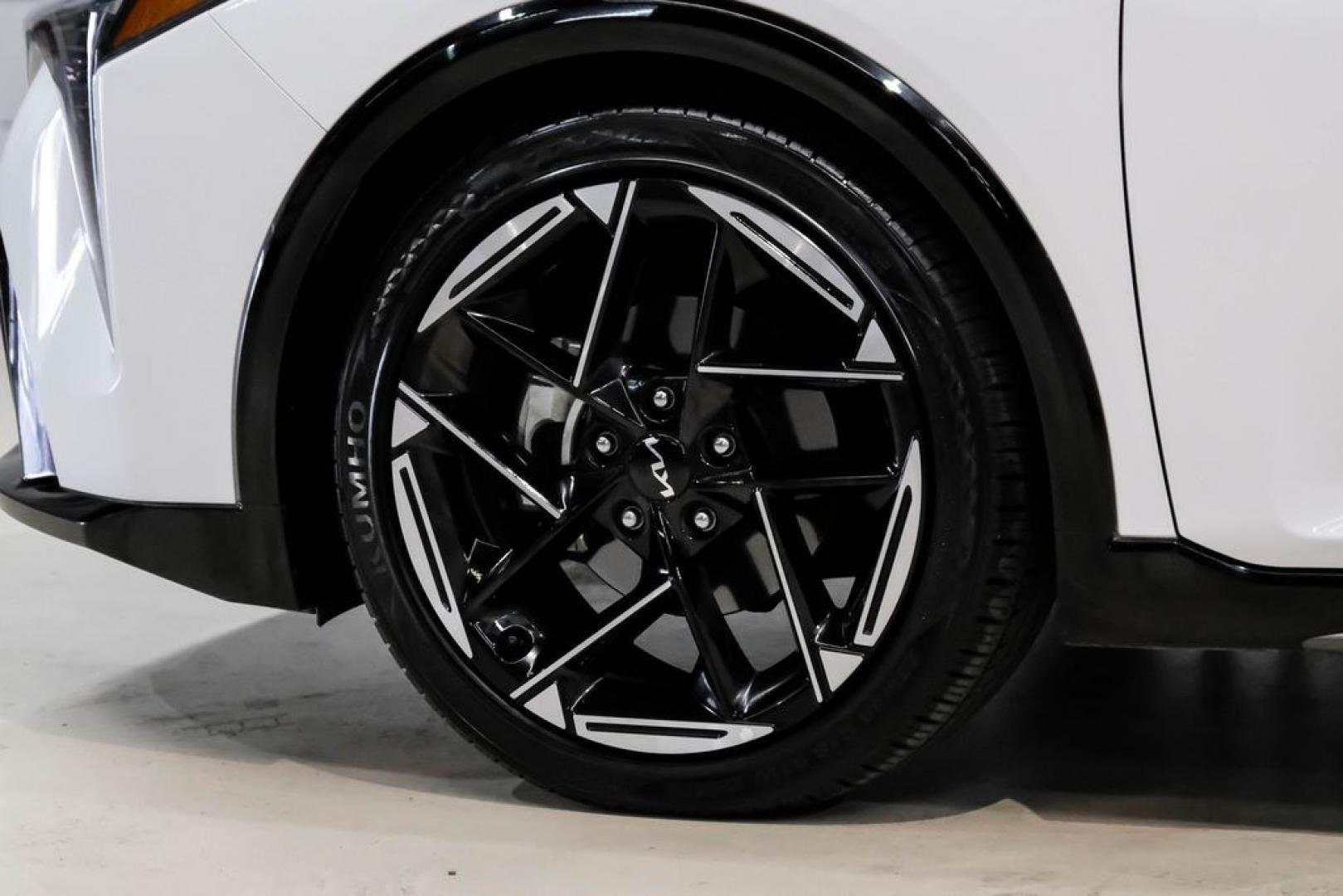 2025 Snow White Pearl /RED Kia K4 GT-Line (3KPFW4DE6SE) with an 2.0L I4 MPI engine, CVT transmission, located at 15300 Midway Rd., Addison, TX, 75001, (972) 702-0011, 32.958321, -96.838074 - Photo#58