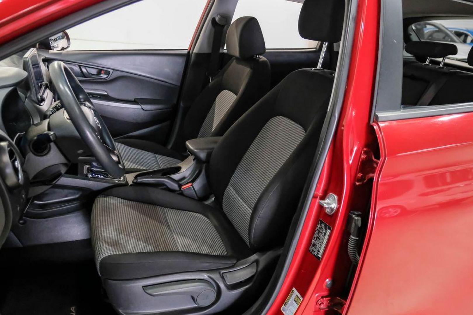 2023 Red /Black Hyundai Kona SE (KM8K22AB3PU) with an 2.0L I4 DOHC Dual CVVT engine, CVT transmission, located at 15300 Midway Rd., Addison, TX, 75001, (972) 702-0011, 32.958321, -96.838074 - Photo#28