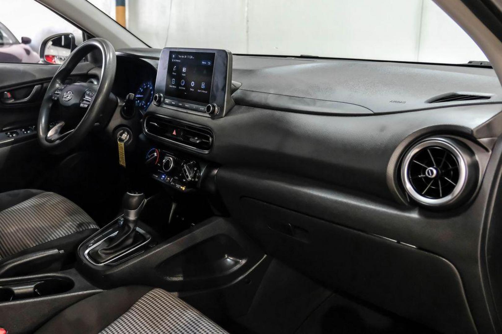 2023 Silver /Black Hyundai Kona SE (KM8K22AB3PU) with an 2.0L I4 DOHC Dual CVVT engine, CVT transmission, located at 15300 Midway Rd., Addison, TX, 75001, (972) 702-0011, 32.958321, -96.838074 - Photo#13