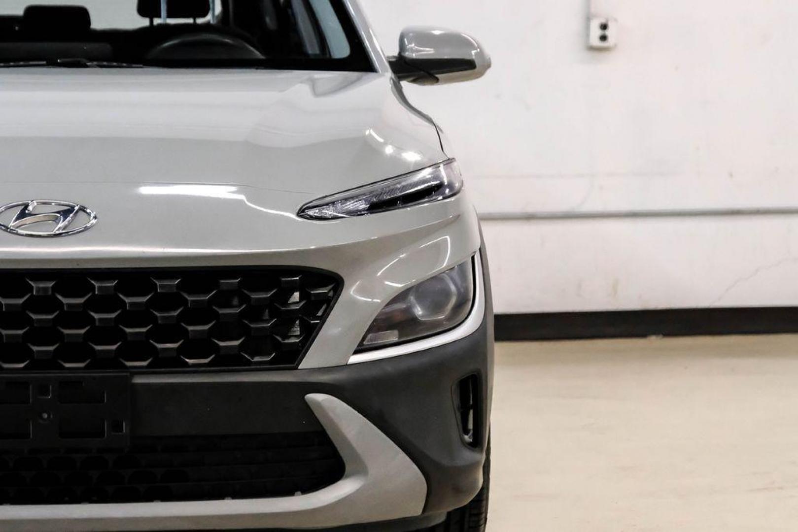 2023 Silver /Black Hyundai Kona SE (KM8K22AB3PU) with an 2.0L I4 DOHC Dual CVVT engine, CVT transmission, located at 15300 Midway Rd., Addison, TX, 75001, (972) 702-0011, 32.958321, -96.838074 - Photo#45