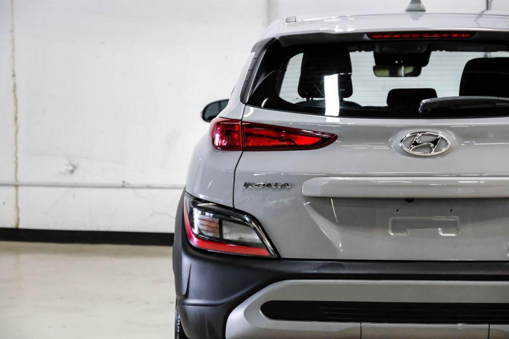 2023 Silver /Black Hyundai Kona SE (KM8K22AB3PU) with an 2.0L I4 DOHC Dual CVVT engine, CVT transmission, located at 15300 Midway Rd., Addison, TX, 75001, (972) 702-0011, 32.958321, -96.838074 - Photo#46