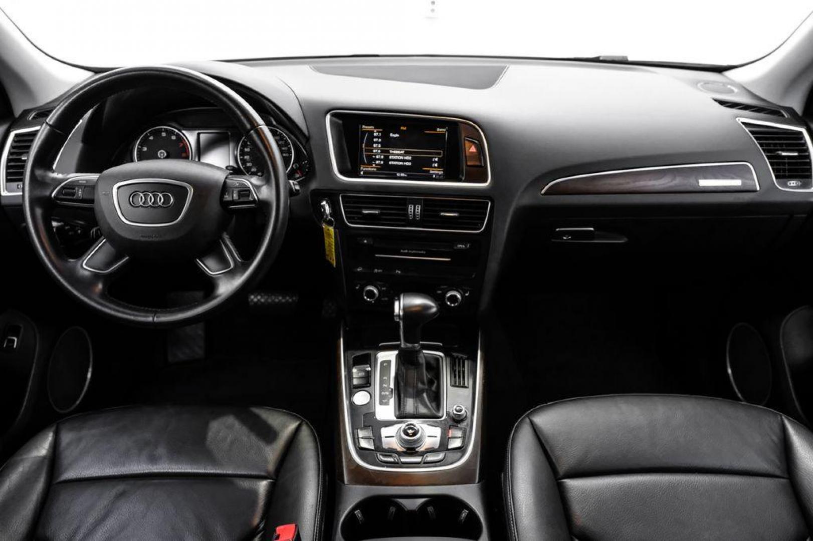 2017 Brilliant Black /Black Audi Q5 2.0T Premium Plus (WA1L2AFP8HA) with an 2.0L 4-Cylinder TFSI engine, Automatic transmission, located at 15300 Midway Rd., Addison, TX, 75001, (972) 702-0011, 32.958321, -96.838074 - Photo#12