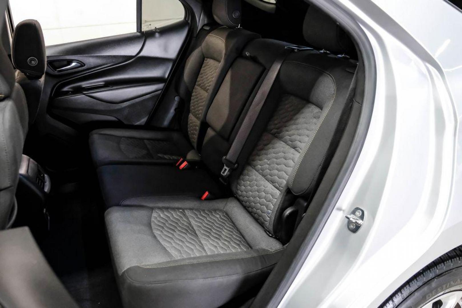 2020 Silver Ice Metallic /Jet Black Chevrolet Equinox LT (2GNAXUEV4L6) with an 1.5L DOHC engine, Automatic transmission, located at 15300 Midway Rd., Addison, TX, 75001, (972) 702-0011, 32.958321, -96.838074 - Photo#39