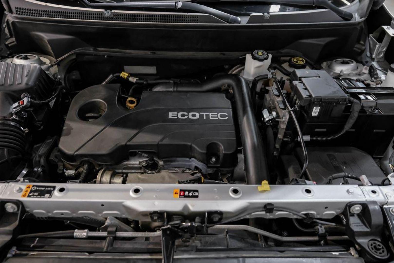 2020 Silver Ice Metallic /Jet Black Chevrolet Equinox LT (2GNAXUEV4L6) with an 1.5L DOHC engine, Automatic transmission, located at 15300 Midway Rd., Addison, TX, 75001, (972) 702-0011, 32.958321, -96.838074 - Photo#52