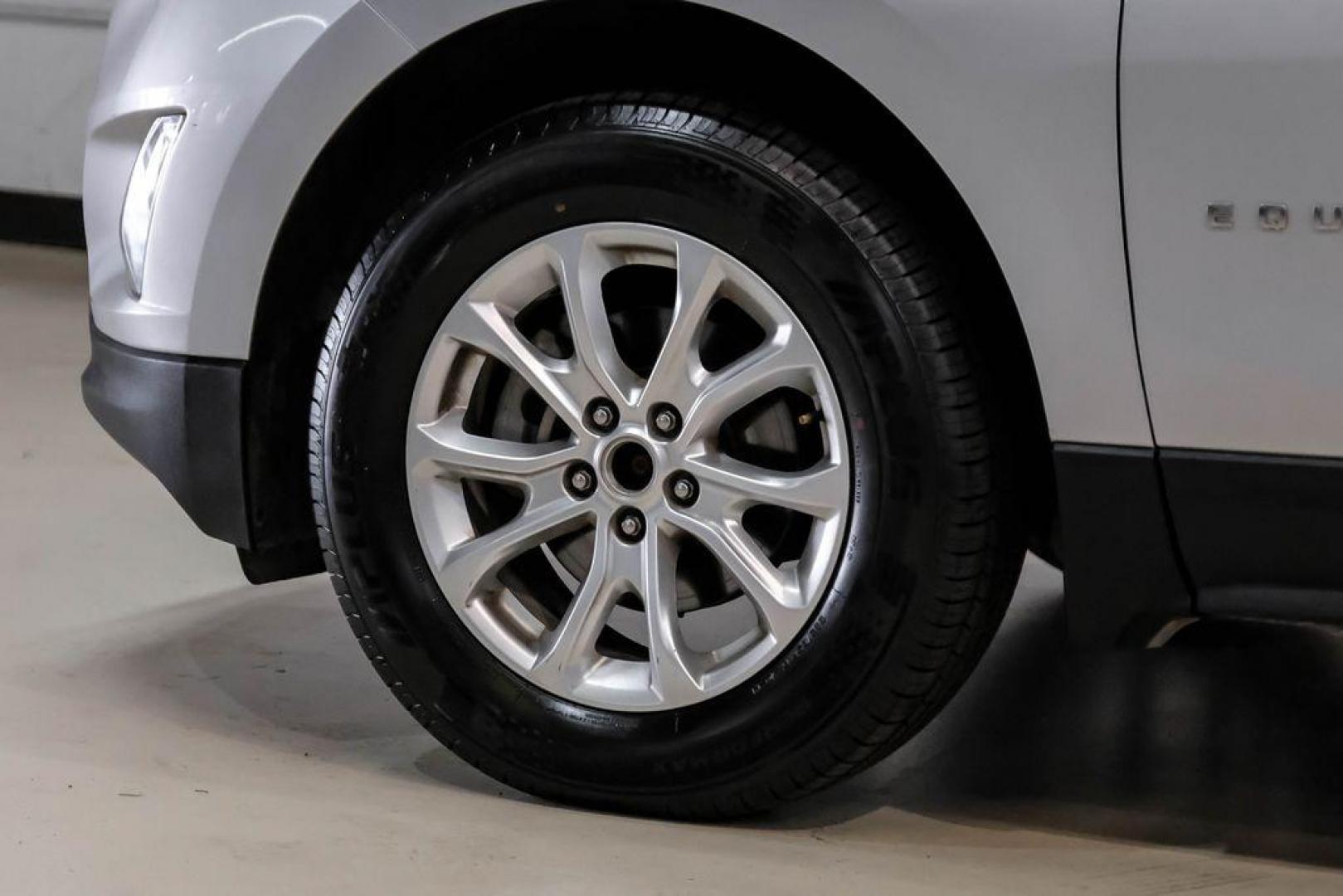 2020 Silver Ice Metallic /Jet Black Chevrolet Equinox LT (2GNAXUEV4L6) with an 1.5L DOHC engine, Automatic transmission, located at 15300 Midway Rd., Addison, TX, 75001, (972) 702-0011, 32.958321, -96.838074 - Photo#57