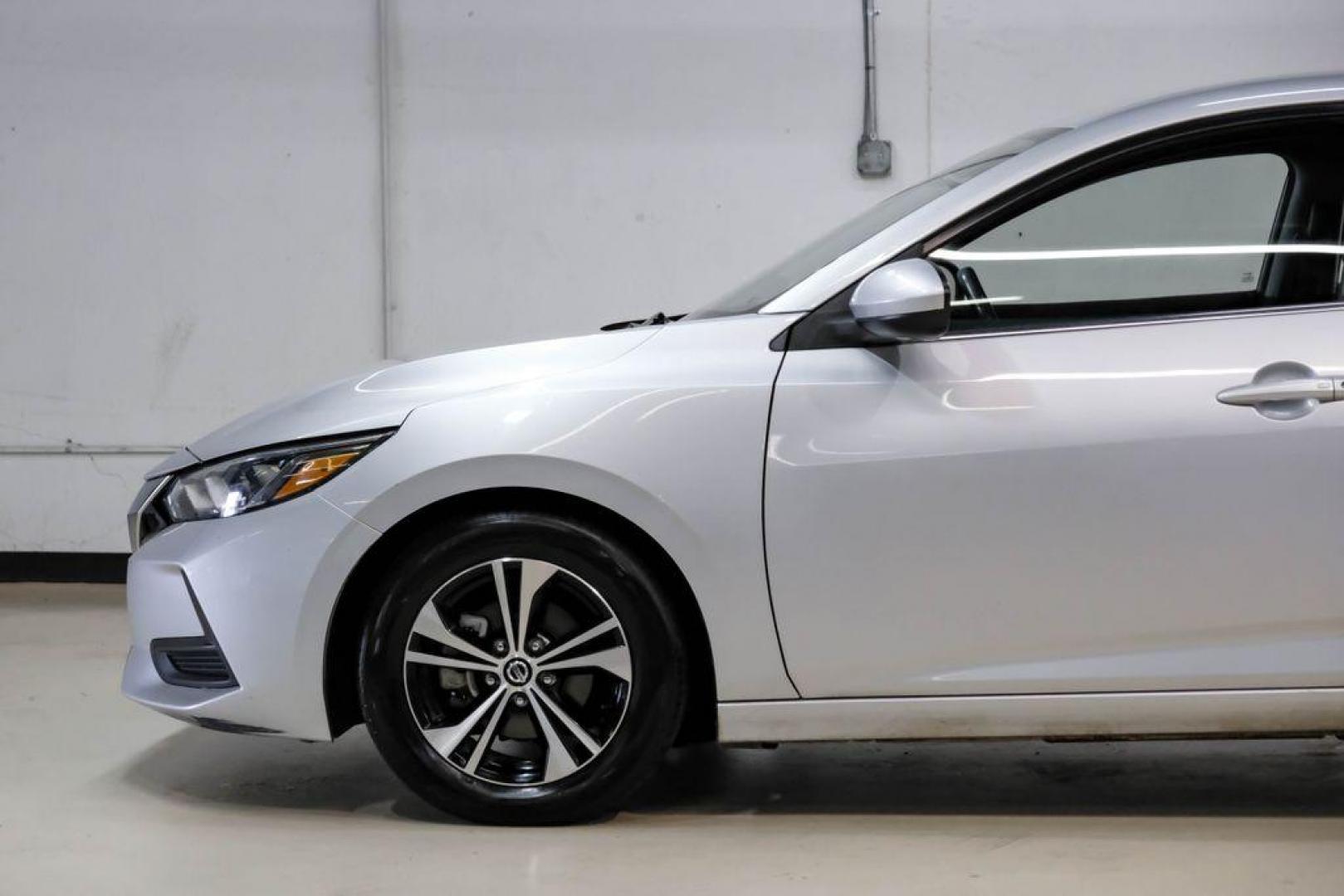 2021 Brilliant Silver Metallic /Charcoal Nissan Sentra SV (3N1AB8CV9MY) with an 2.0L DOHC engine, CVT transmission, located at 15300 Midway Rd., Addison, TX, 75001, (972) 702-0011, 32.958321, -96.838074 - Photo#11