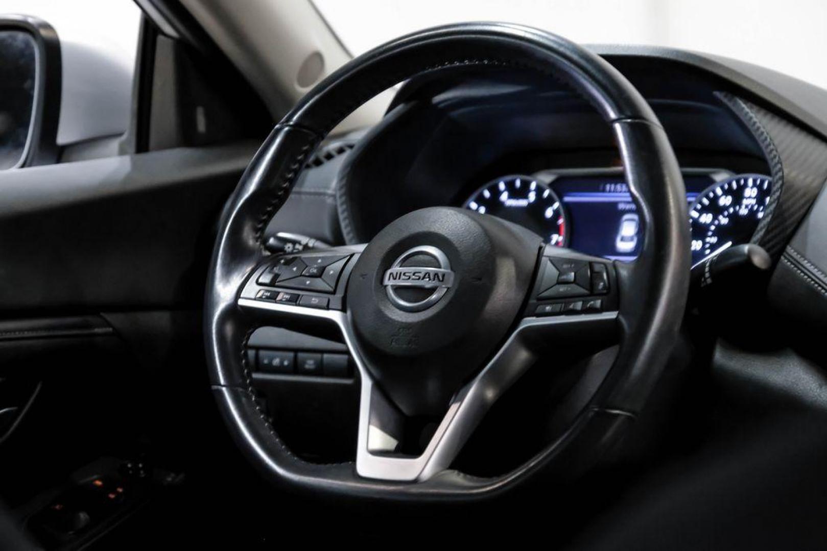 2021 Brilliant Silver Metallic /Charcoal Nissan Sentra SV (3N1AB8CV9MY) with an 2.0L DOHC engine, CVT transmission, located at 15300 Midway Rd., Addison, TX, 75001, (972) 702-0011, 32.958321, -96.838074 - Photo#15