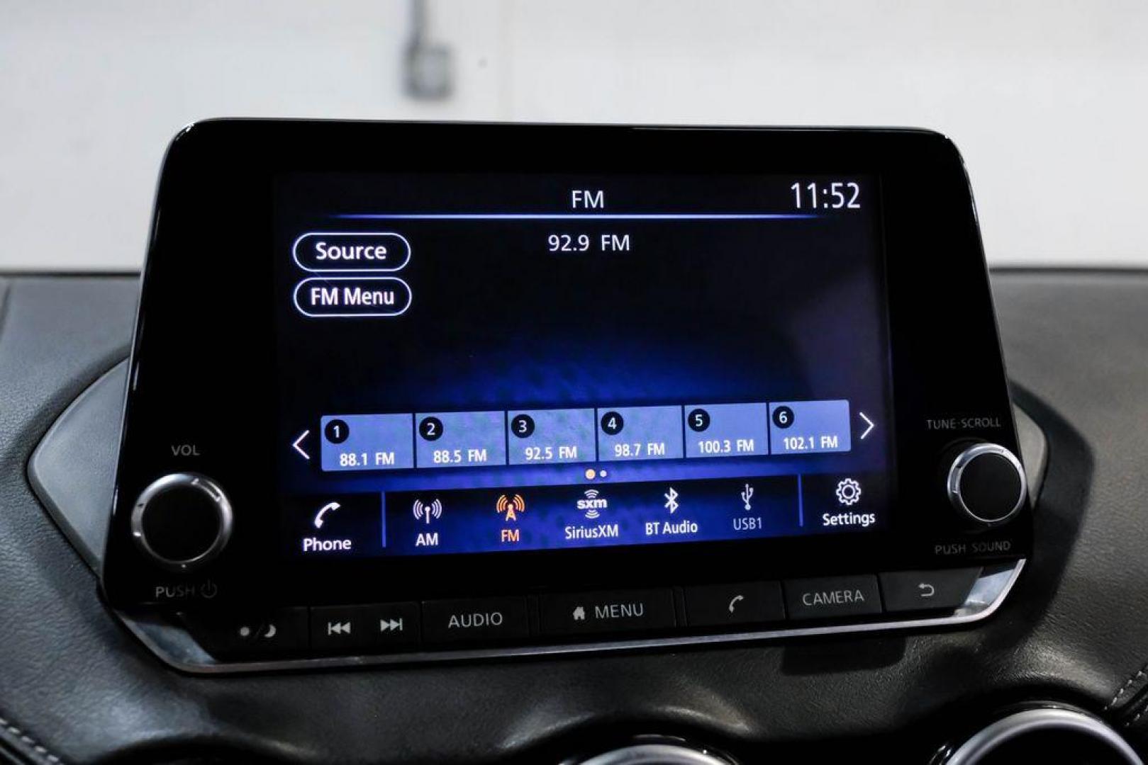 2021 Brilliant Silver Metallic /Charcoal Nissan Sentra SV (3N1AB8CV9MY) with an 2.0L DOHC engine, CVT transmission, located at 15300 Midway Rd., Addison, TX, 75001, (972) 702-0011, 32.958321, -96.838074 - Photo#25