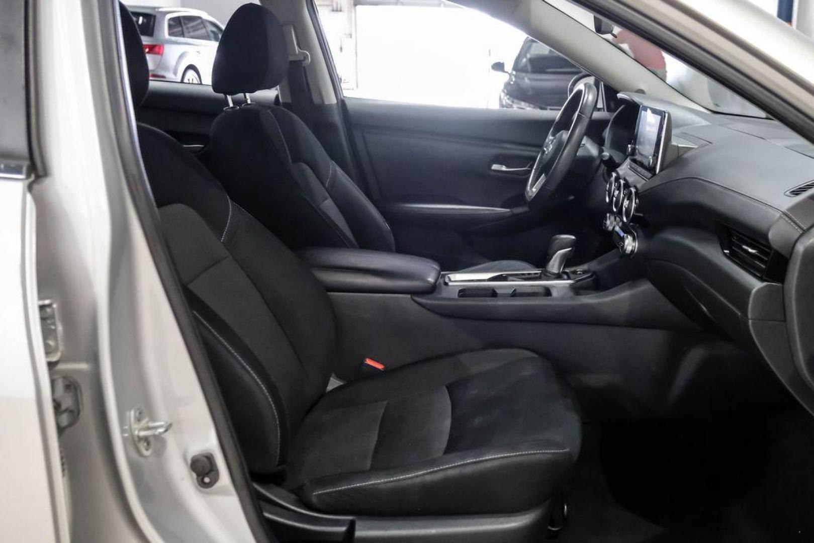 2021 Brilliant Silver Metallic /Charcoal Nissan Sentra SV (3N1AB8CV9MY) with an 2.0L DOHC engine, CVT transmission, located at 15300 Midway Rd., Addison, TX, 75001, (972) 702-0011, 32.958321, -96.838074 - Photo#32