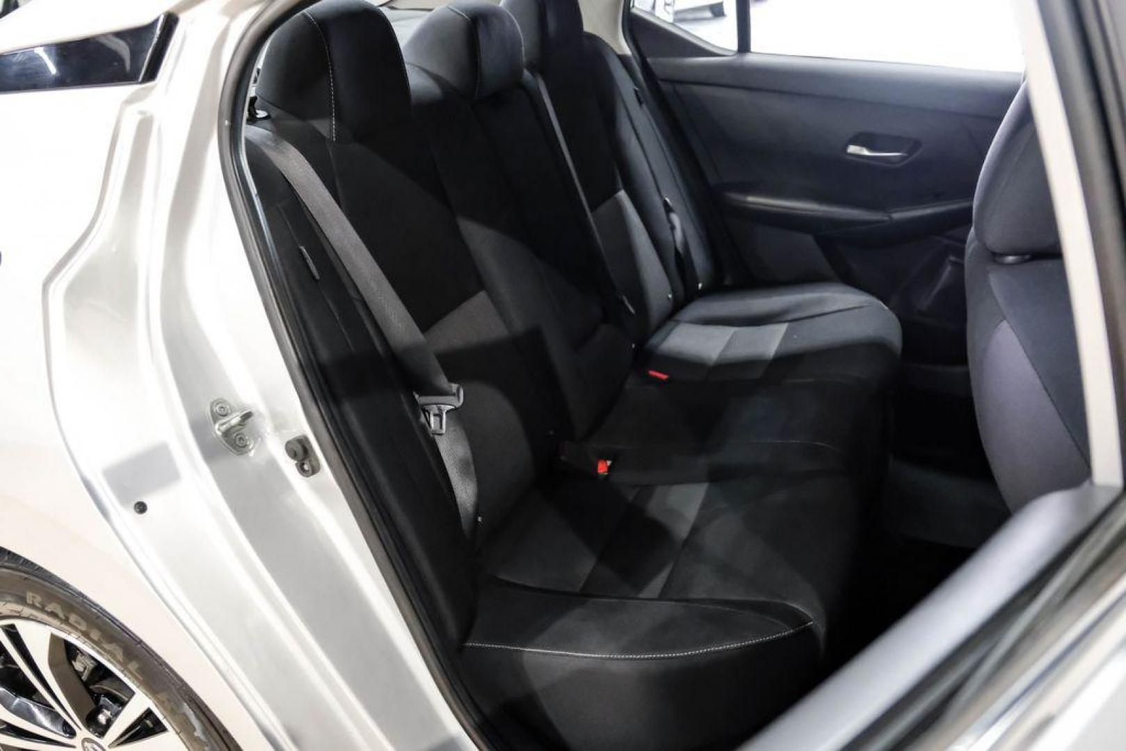 2021 Brilliant Silver Metallic /Charcoal Nissan Sentra SV (3N1AB8CV9MY) with an 2.0L DOHC engine, CVT transmission, located at 15300 Midway Rd., Addison, TX, 75001, (972) 702-0011, 32.958321, -96.838074 - Photo#33