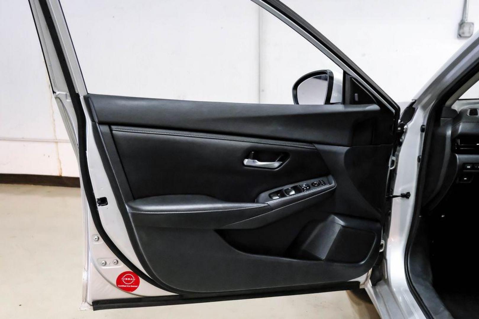 2021 Brilliant Silver Metallic /Charcoal Nissan Sentra SV (3N1AB8CV9MY) with an 2.0L DOHC engine, CVT transmission, located at 15300 Midway Rd., Addison, TX, 75001, (972) 702-0011, 32.958321, -96.838074 - Photo#41