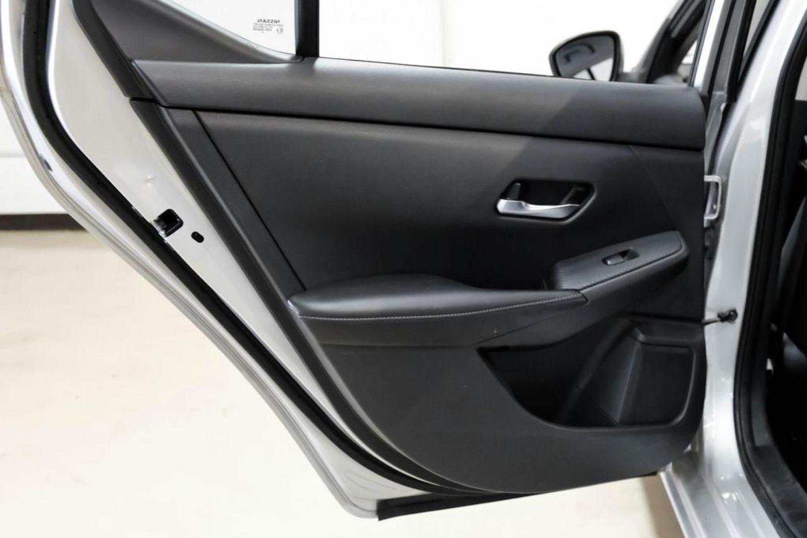 2021 Brilliant Silver Metallic /Charcoal Nissan Sentra SV (3N1AB8CV9MY) with an 2.0L DOHC engine, CVT transmission, located at 15300 Midway Rd., Addison, TX, 75001, (972) 702-0011, 32.958321, -96.838074 - Photo#44