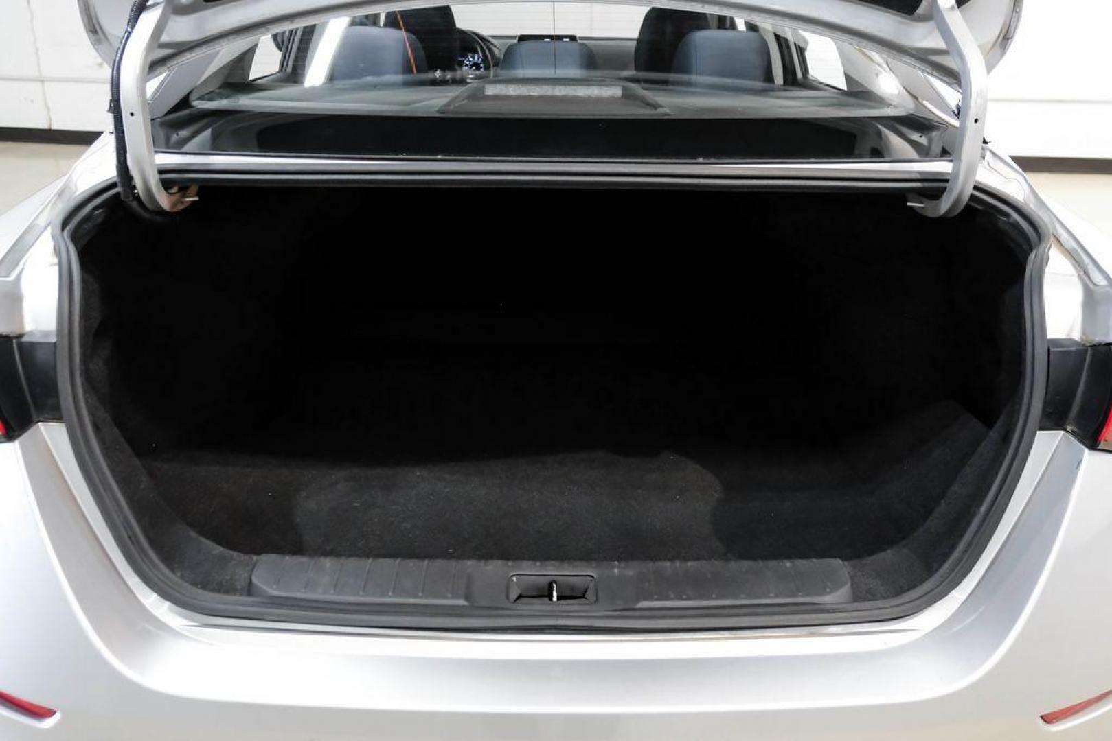 2021 Brilliant Silver Metallic /Charcoal Nissan Sentra SV (3N1AB8CV9MY) with an 2.0L DOHC engine, CVT transmission, located at 15300 Midway Rd., Addison, TX, 75001, (972) 702-0011, 32.958321, -96.838074 - Photo#53