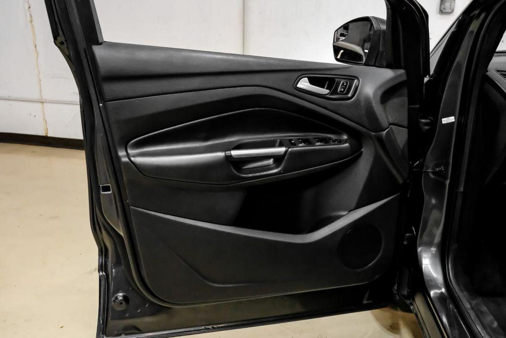 2018 Magnetic Metallic /Charcoal Black Ford Escape SEL (1FMCU9H92JU) with an EcoBoost 2.0L I4 GTDi DOHC Turbocharged VCT engine, Automatic transmission, located at 15300 Midway Rd., Addison, TX, 75001, (972) 702-0011, 32.958321, -96.838074 - Photo#39