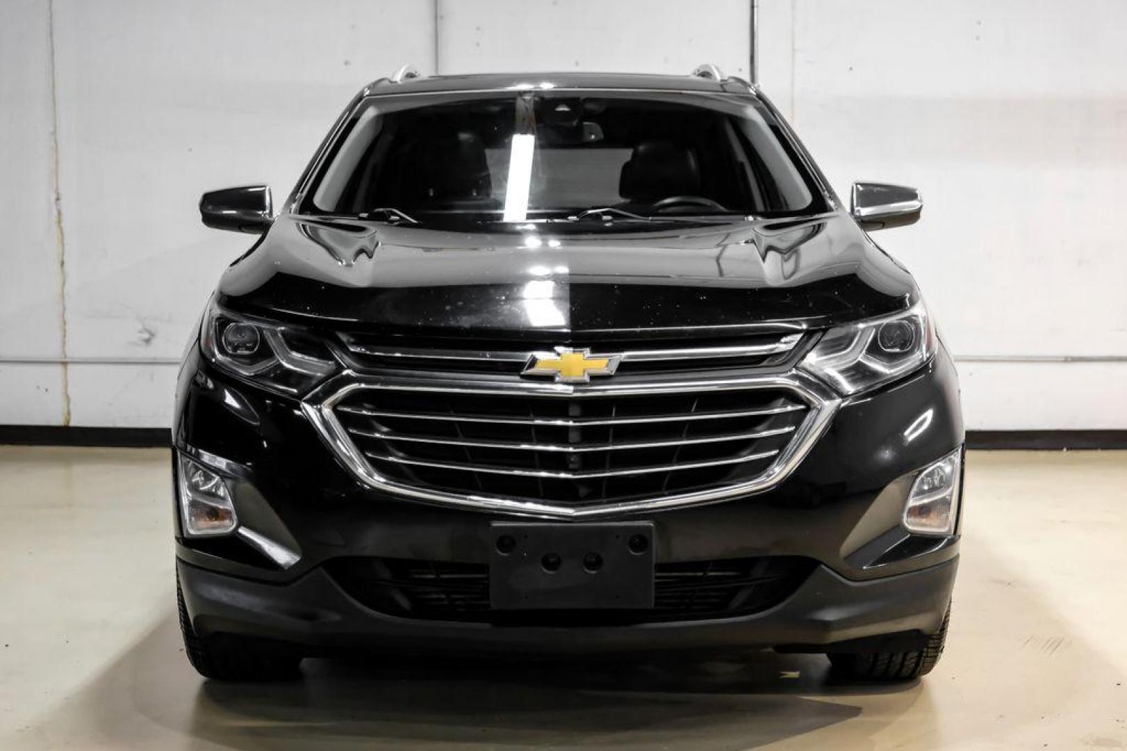 2018 Black Metallic /Jet Black Chevrolet Equinox Premier (3GNAXMEV4JL) with an 1.5L DOHC engine, Automatic transmission, located at 15300 Midway Rd., Addison, TX, 75001, (972) 702-0011, 32.958321, -96.838074 - Photo#4