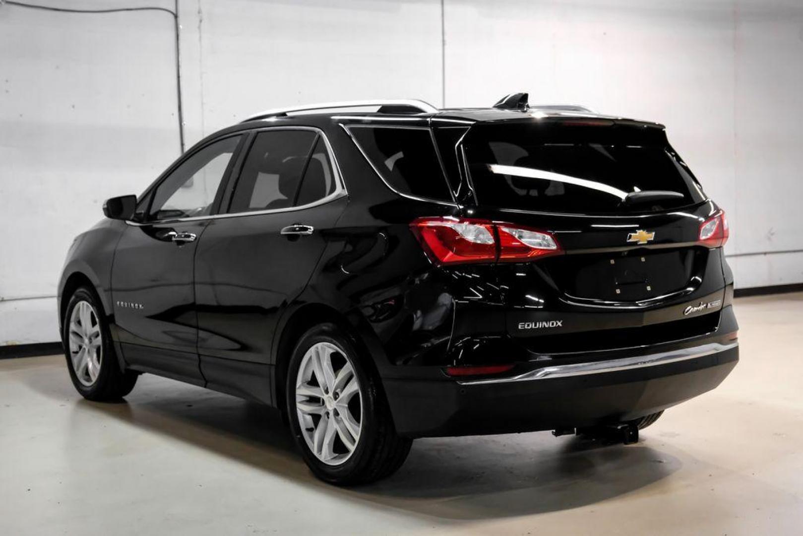 2018 Black Metallic /Jet Black Chevrolet Equinox Premier (3GNAXMEV4JL) with an 1.5L DOHC engine, Automatic transmission, located at 15300 Midway Rd., Addison, TX, 75001, (972) 702-0011, 32.958321, -96.838074 - Photo#9