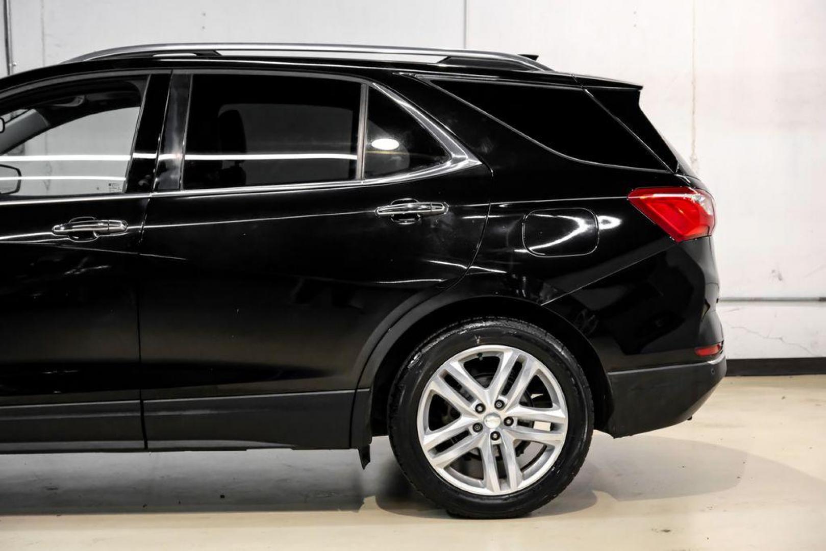 2018 Black Metallic /Jet Black Chevrolet Equinox Premier (3GNAXMEV4JL) with an 1.5L DOHC engine, Automatic transmission, located at 15300 Midway Rd., Addison, TX, 75001, (972) 702-0011, 32.958321, -96.838074 - Photo#12