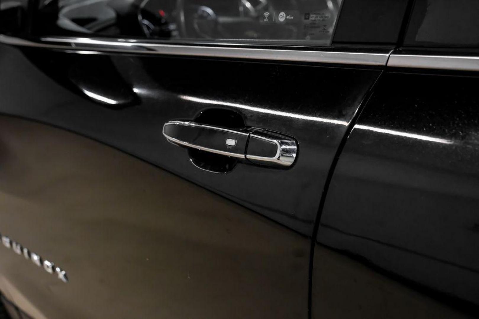 2018 Black Metallic /Jet Black Chevrolet Equinox Premier (3GNAXMEV4JL) with an 1.5L DOHC engine, Automatic transmission, located at 15300 Midway Rd., Addison, TX, 75001, (972) 702-0011, 32.958321, -96.838074 - Photo#35