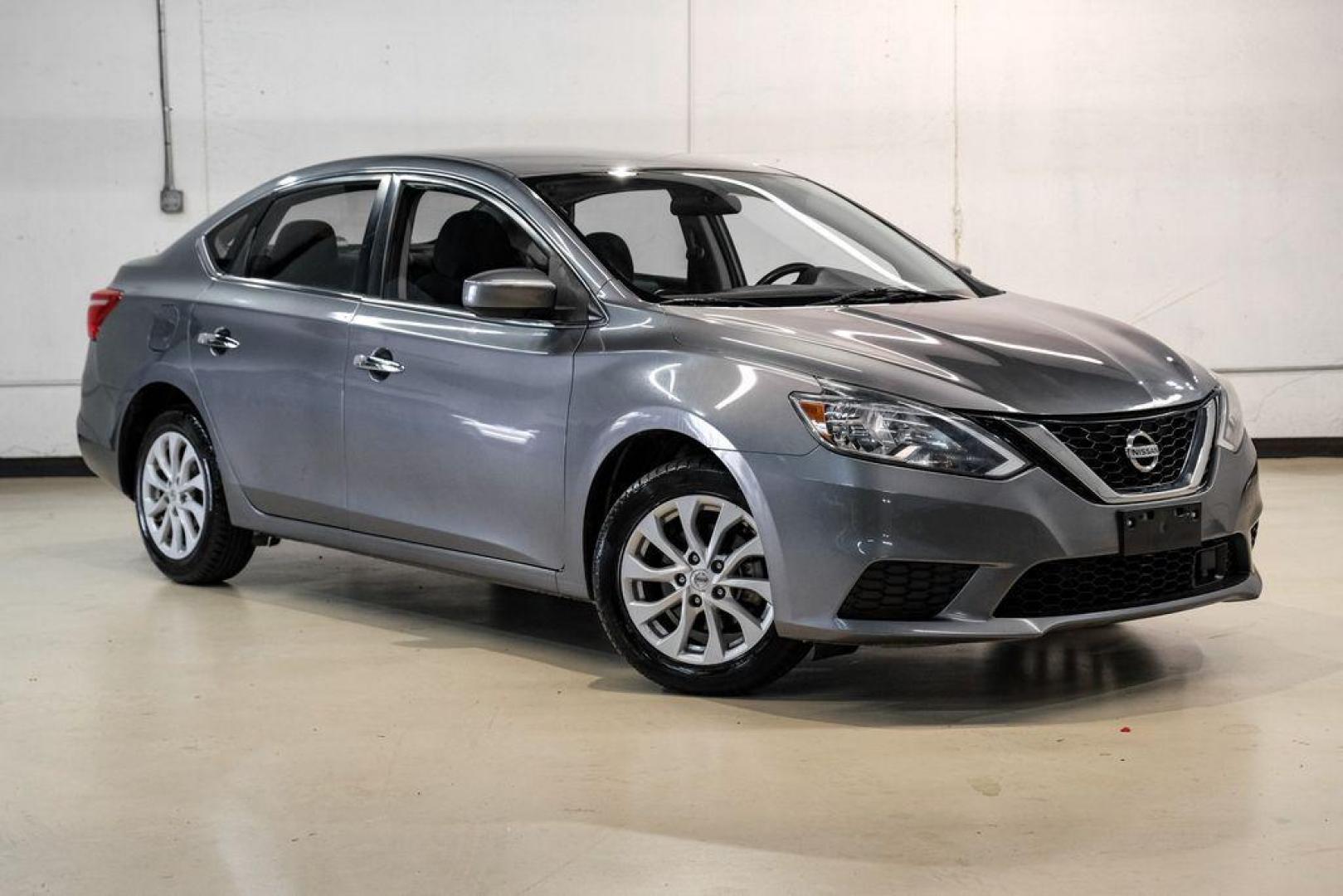 2019 Gun Metallic /Charcoal Nissan Sentra SV (3N1AB7AP7KY) with an 1.8L 4-Cylinder DOHC 16V engine, CVT transmission, located at 15300 Midway Rd., Addison, TX, 75001, (972) 702-0011, 32.958321, -96.838074 - Photo#5