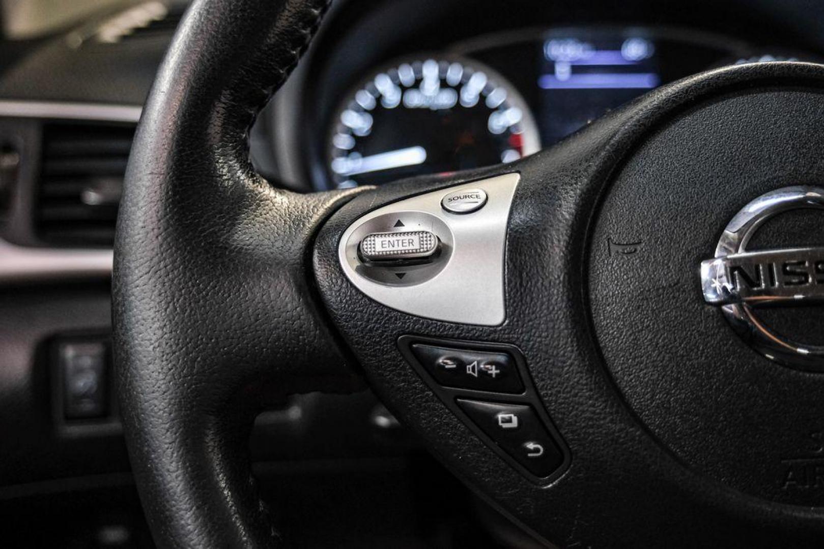 2019 Gun Metallic /Charcoal Nissan Sentra SV (3N1AB7AP7KY) with an 1.8L 4-Cylinder DOHC 16V engine, CVT transmission, located at 15300 Midway Rd., Addison, TX, 75001, (972) 702-0011, 32.958321, -96.838074 - Photo#17